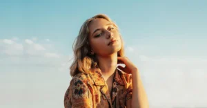 Teasers, Trailers & Top Hits